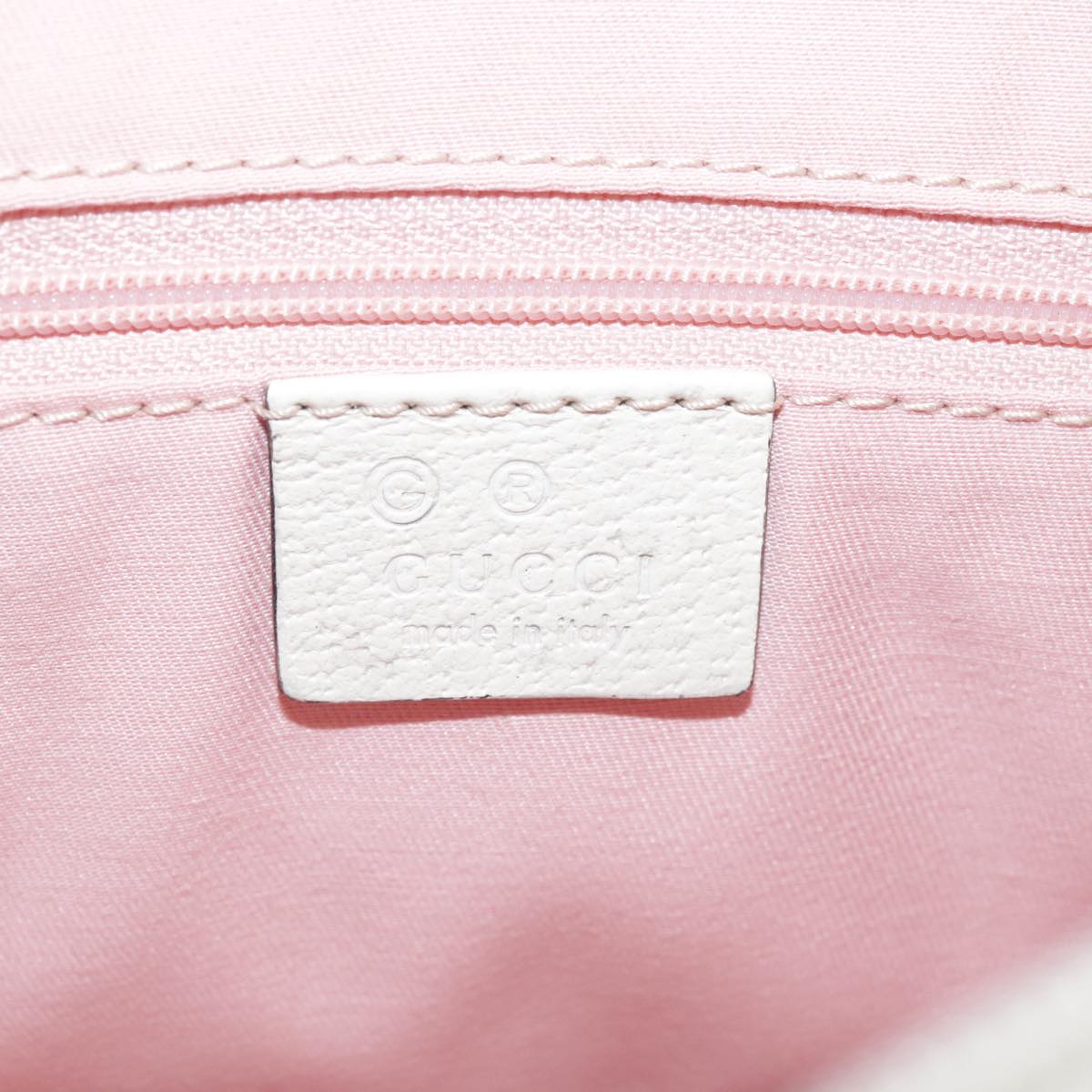 Gucci Crest Pink Leather Shoulder Bag (Pre-Owned)