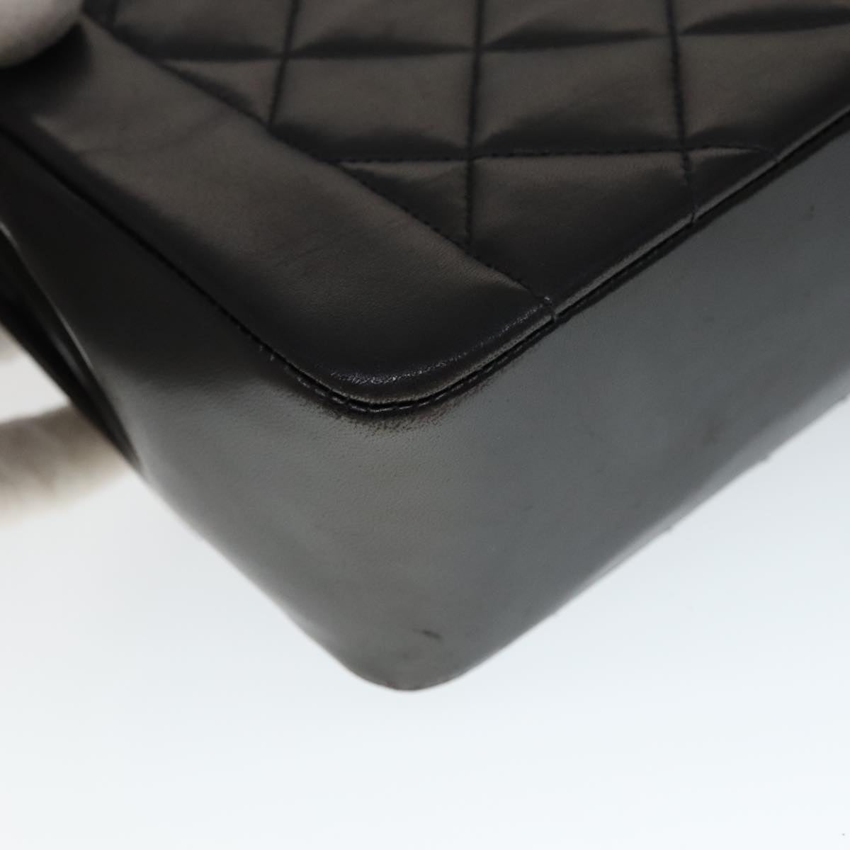 Chanel Diana Black Leather Shoulder Bag (Pre-Owned)