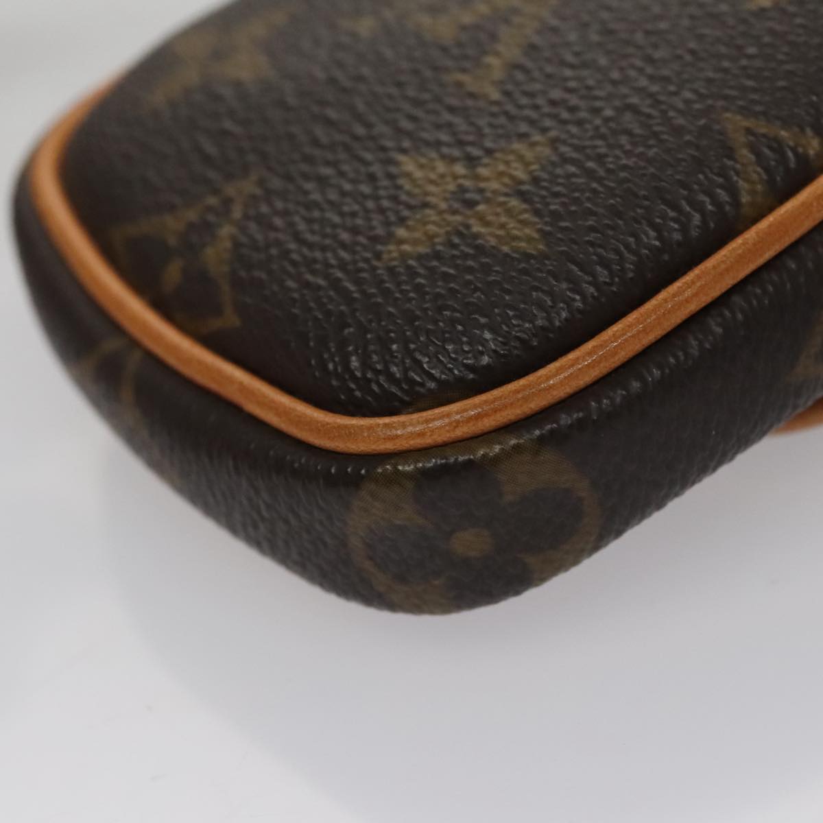 Louis Vuitton Tulum Brown Canvas Clutch Bag (Pre-Owned)