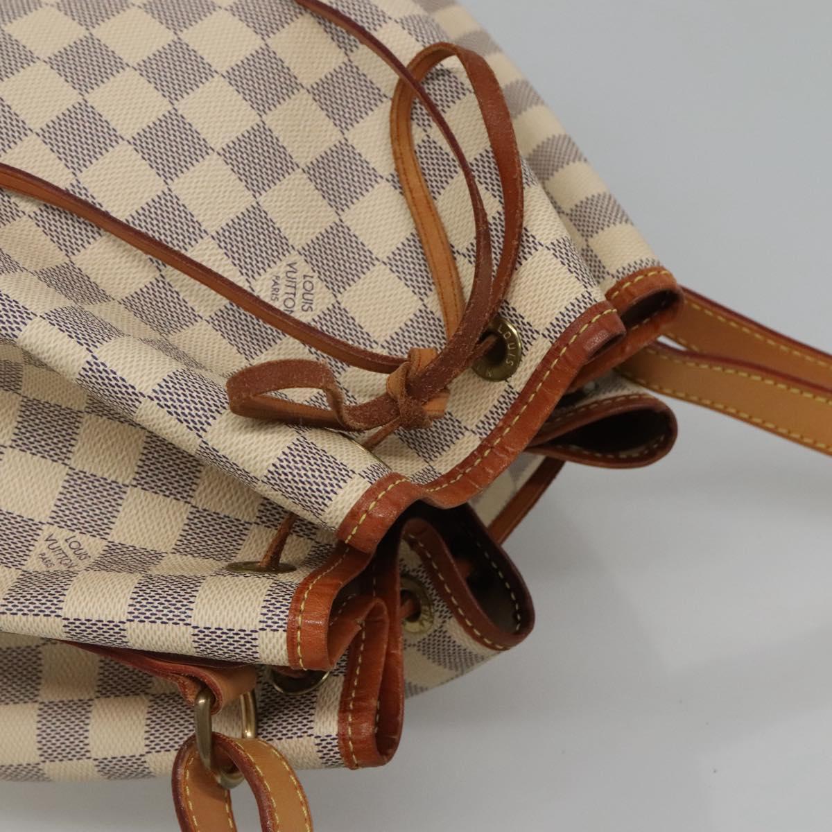Louis Vuitton Noé White Canvas Shoulder Bag (Pre-Owned)