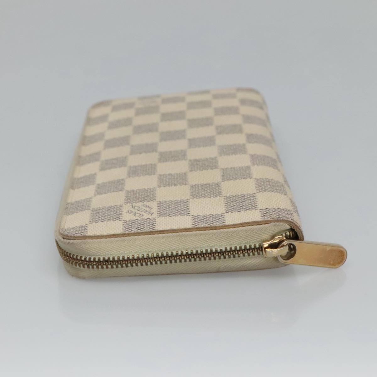 Louis Vuitton Zippy Organizer White Canvas Wallet (Pre-Owned)