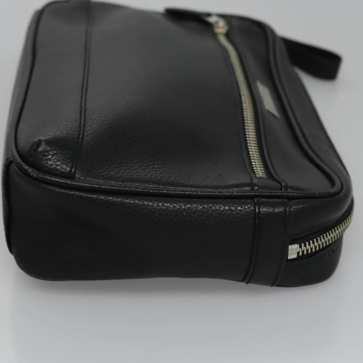 Burberry Black Leather Clutch Bag (Pre-Owned)
