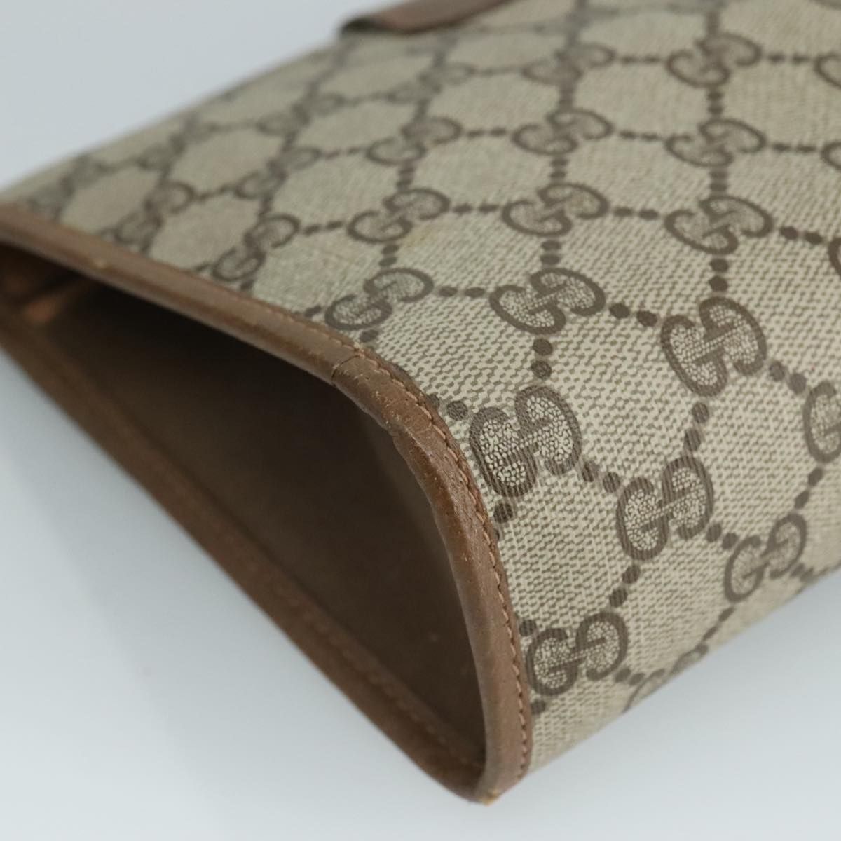 Gucci Ophidia Beige Canvas Clutch Bag (Pre-Owned)