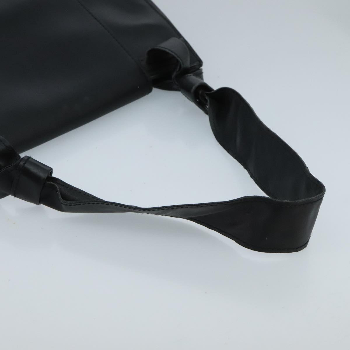 Gucci Black Leather Shoulder Bag (Pre-Owned)
