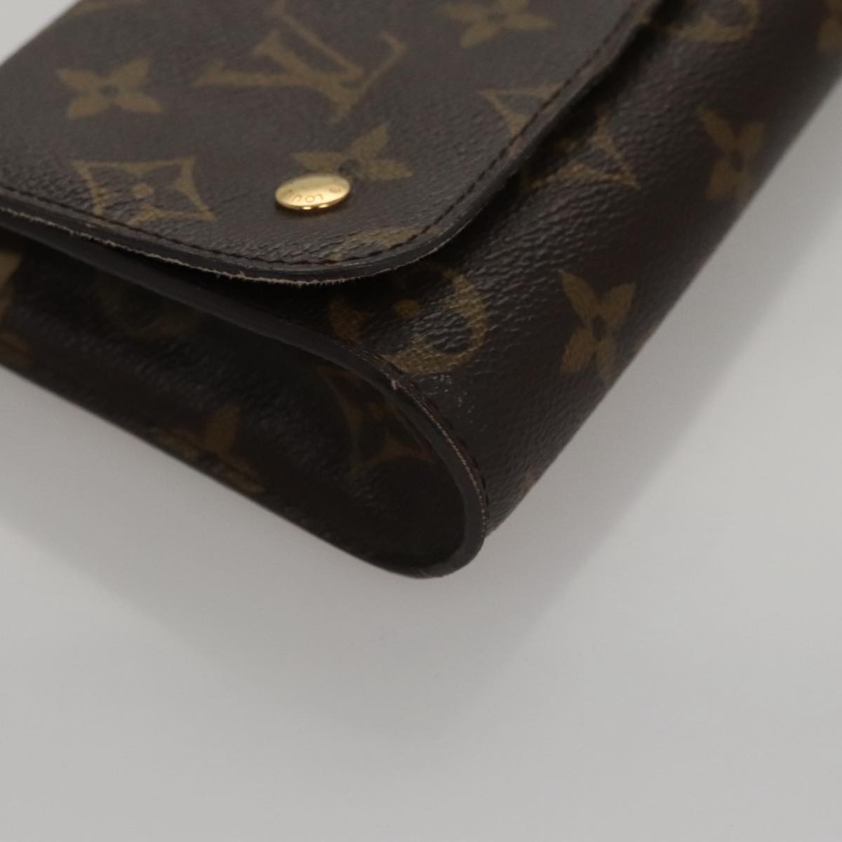 Louis Vuitton Brown Canvas Clutch Bag (Pre-Owned)