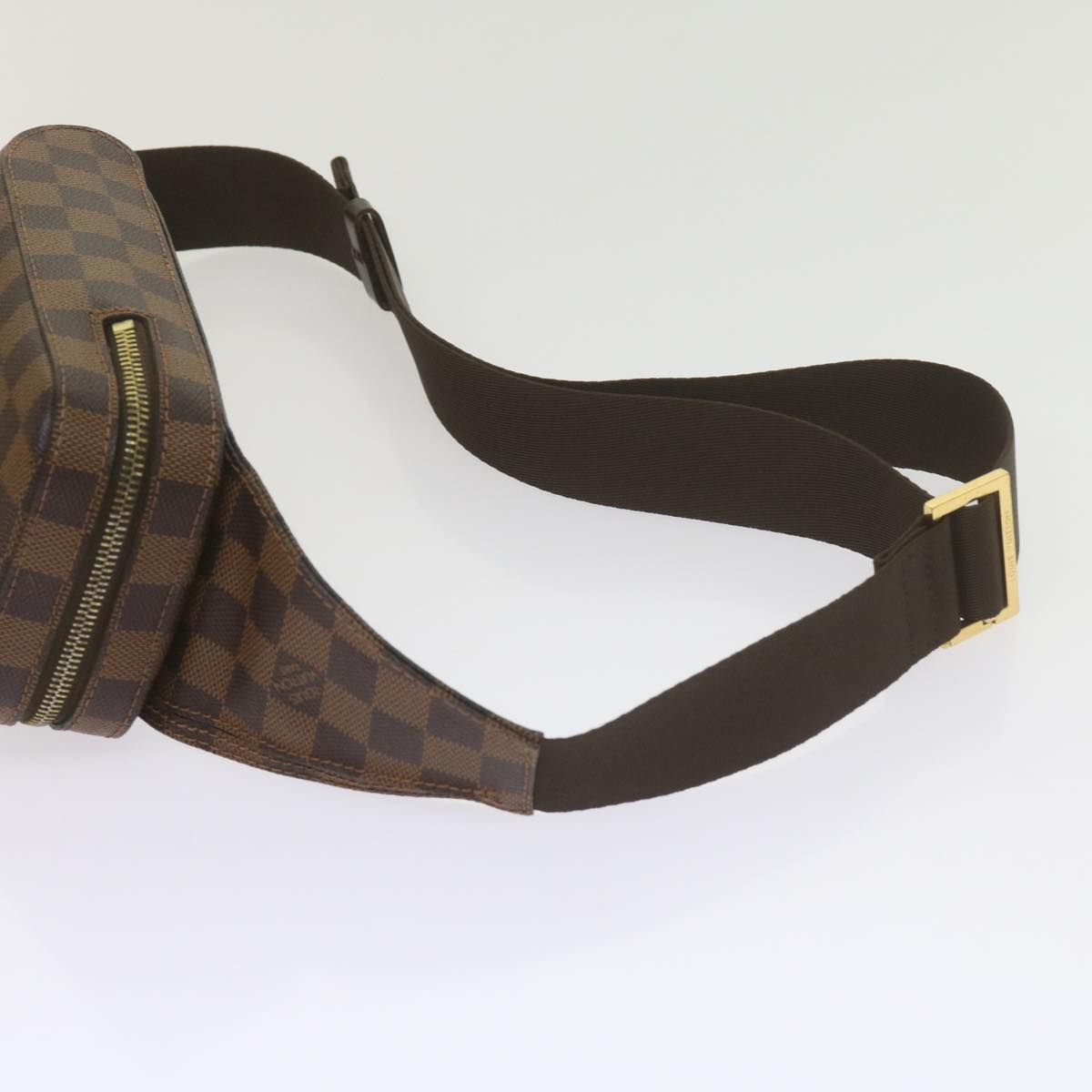 Louis Vuitton Geronimos Brown Canvas Shoulder Bag (Pre-Owned)