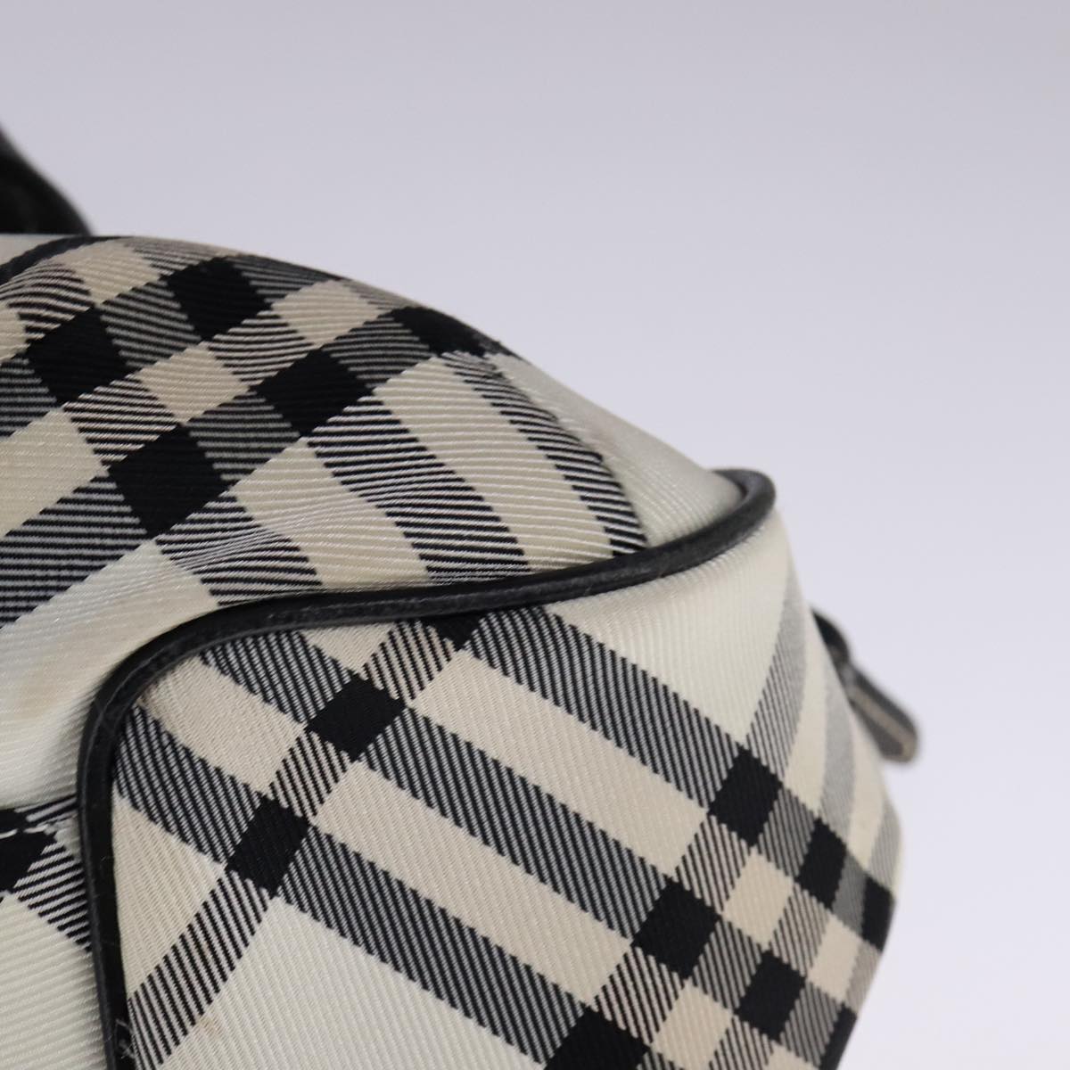 Burberry Blue Label White Synthetic Handbag (Pre-Owned)