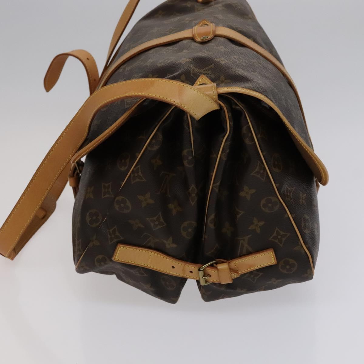 Louis Vuitton Saumur 35 Brown Canvas Shoulder Bag (Pre-Owned)