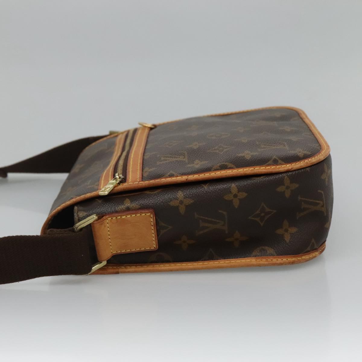 Louis Vuitton Bosphore Brown Canvas Shoulder Bag (Pre-Owned)