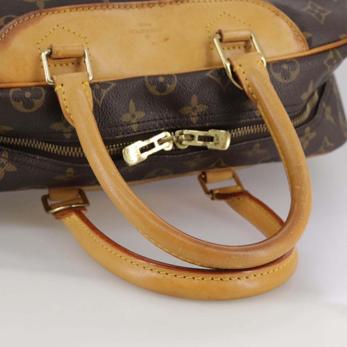 Louis Vuitton Deauville Brown Canvas Handbag (Pre-Owned)
