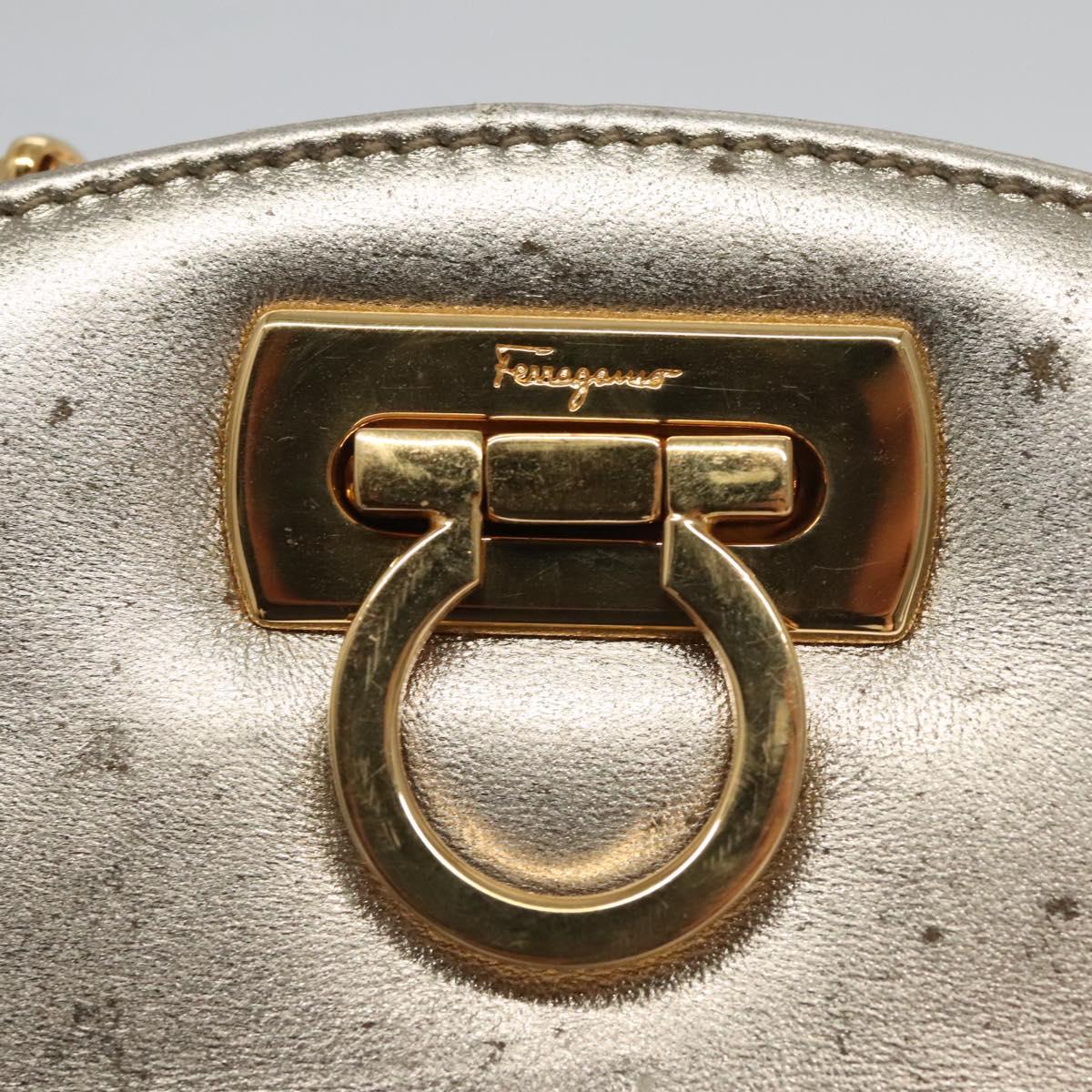 Salvatore Ferragamo Gancini Silver Leather Shoulder Bag (Pre-Owned)
