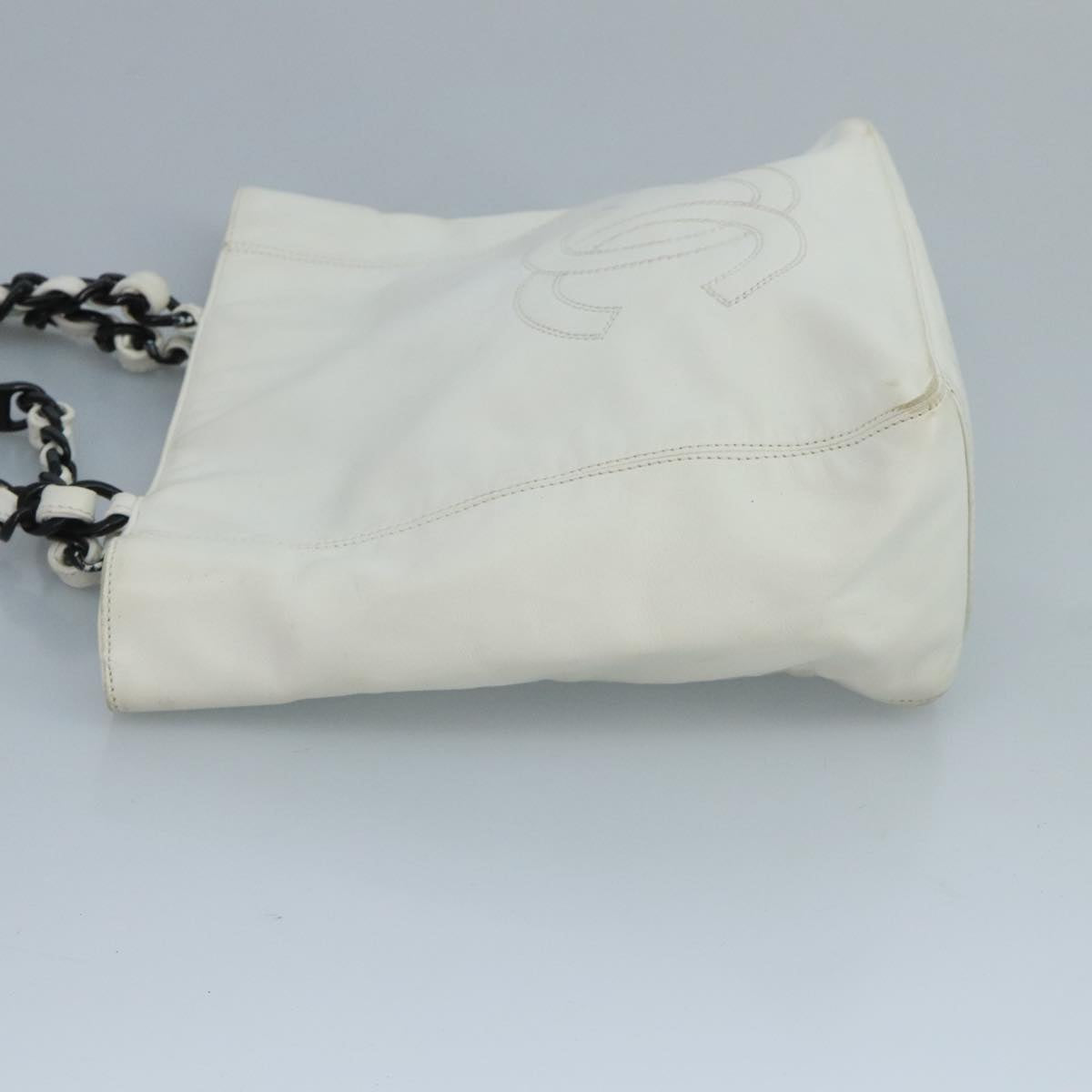 Chanel Shopping White Leather Tote Bag (Pre-Owned)