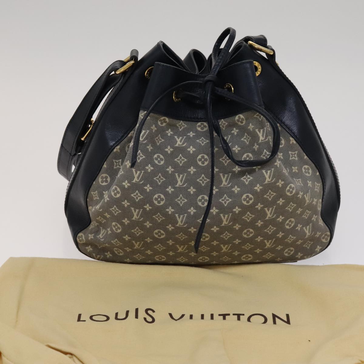 Louis Vuitton Idylle Navy Canvas Shoulder Bag (Pre-Owned)