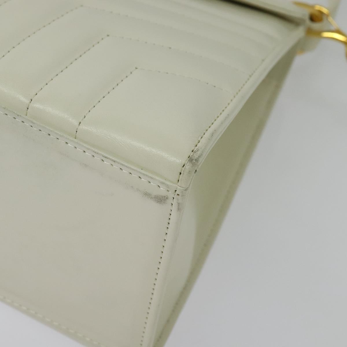 Yves Saint Laurent White Leather Handbag (Pre-Owned)
