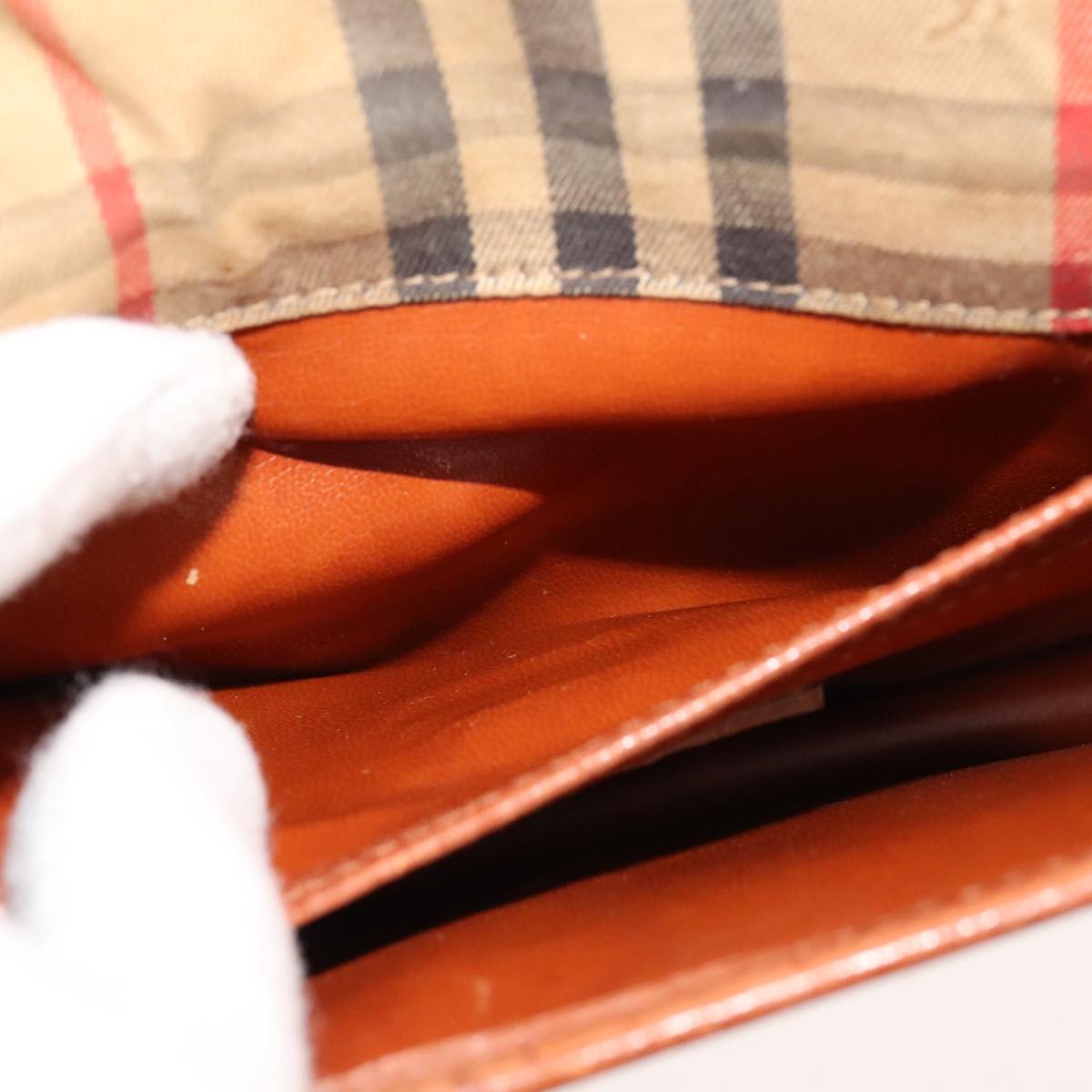 Burberry Brown Leather Clutch Bag (Pre-Owned)