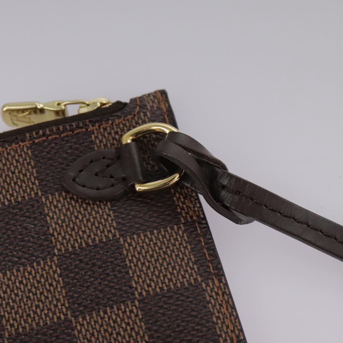 Louis Vuitton Neverfull Pouch Brown Canvas Clutch Bag (Pre-Owned)