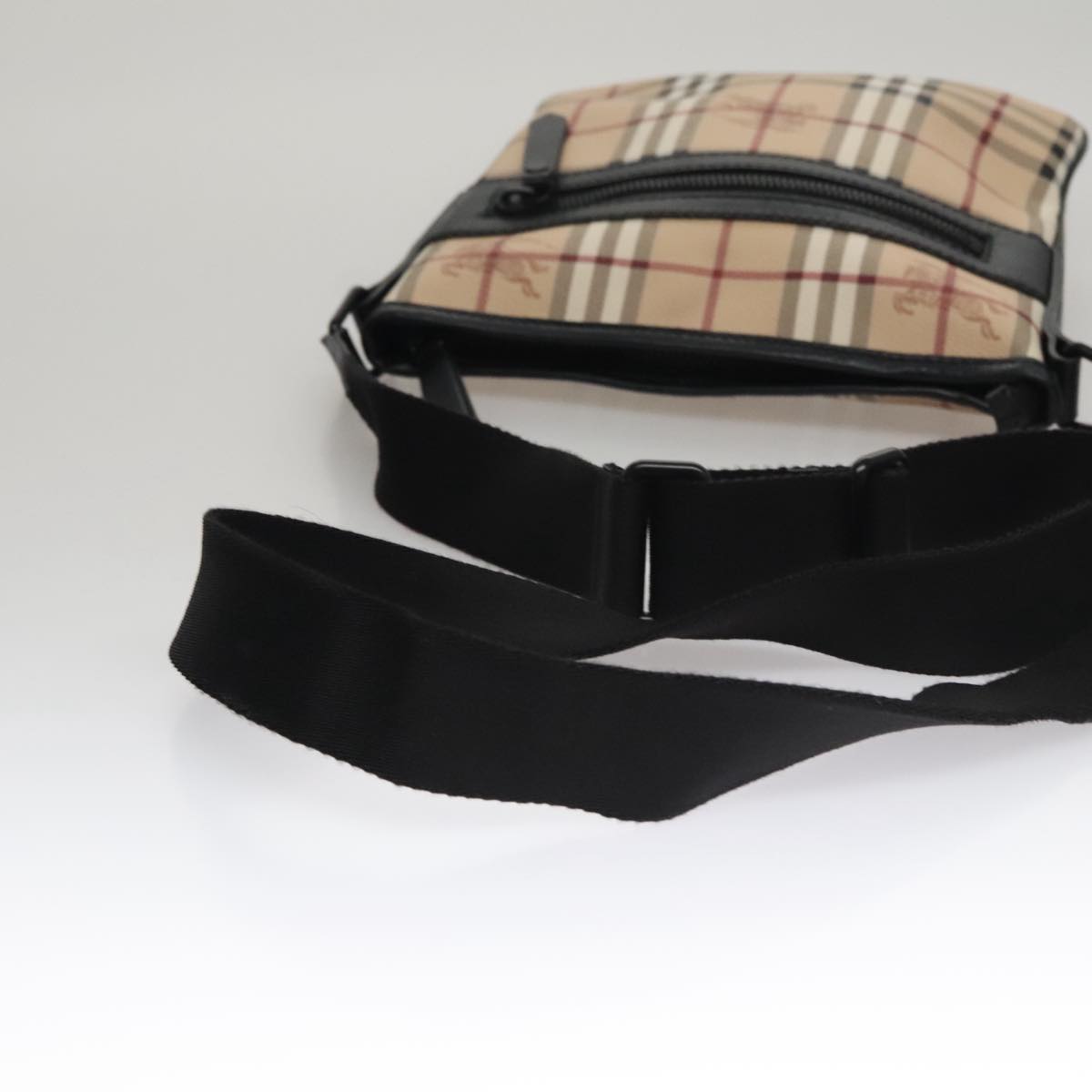 Burberry Nova Check Beige Ceramic Shoulder Bag (Pre-Owned)