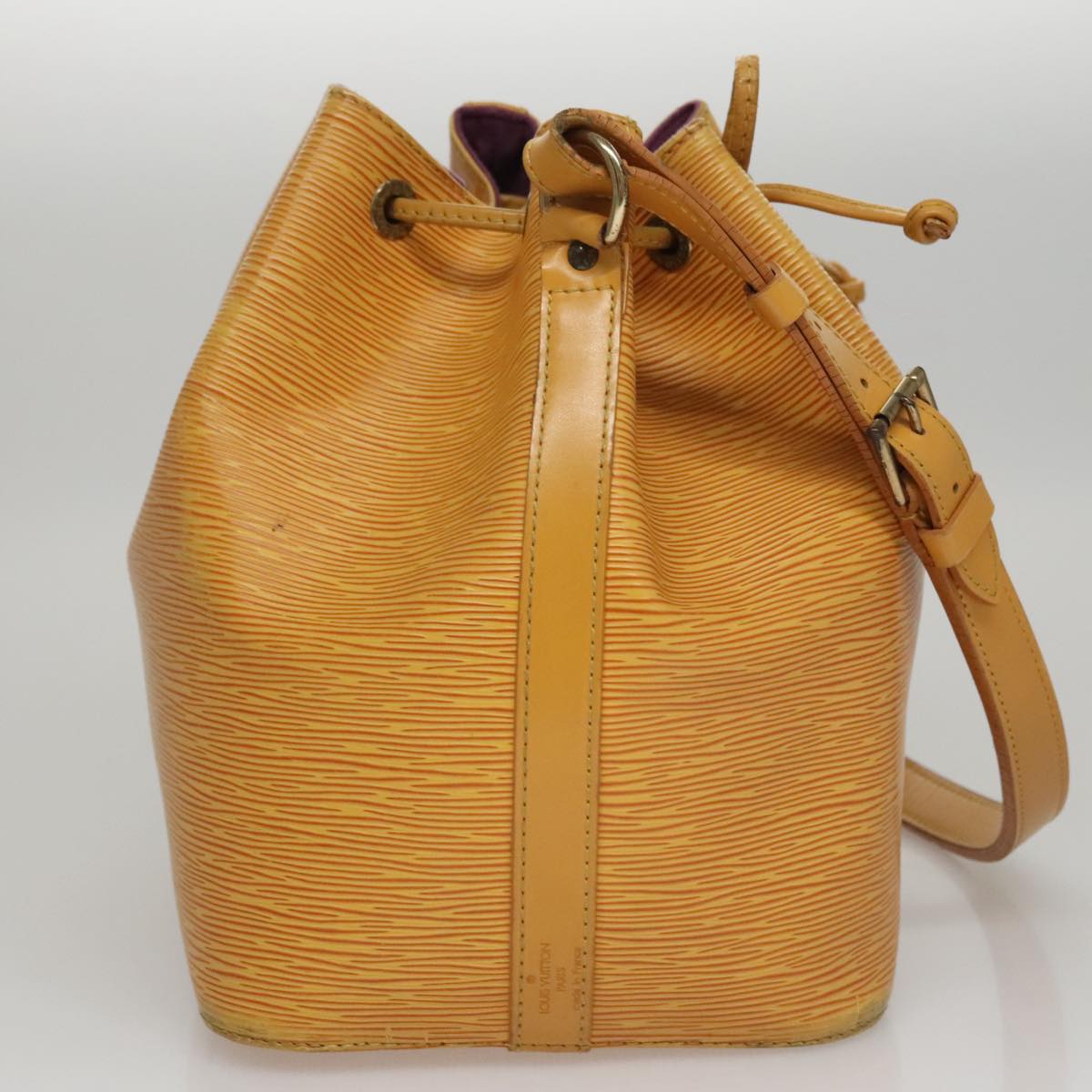 Louis Vuitton Petit Noé Yellow Leather Shoulder Bag (Pre-Owned)