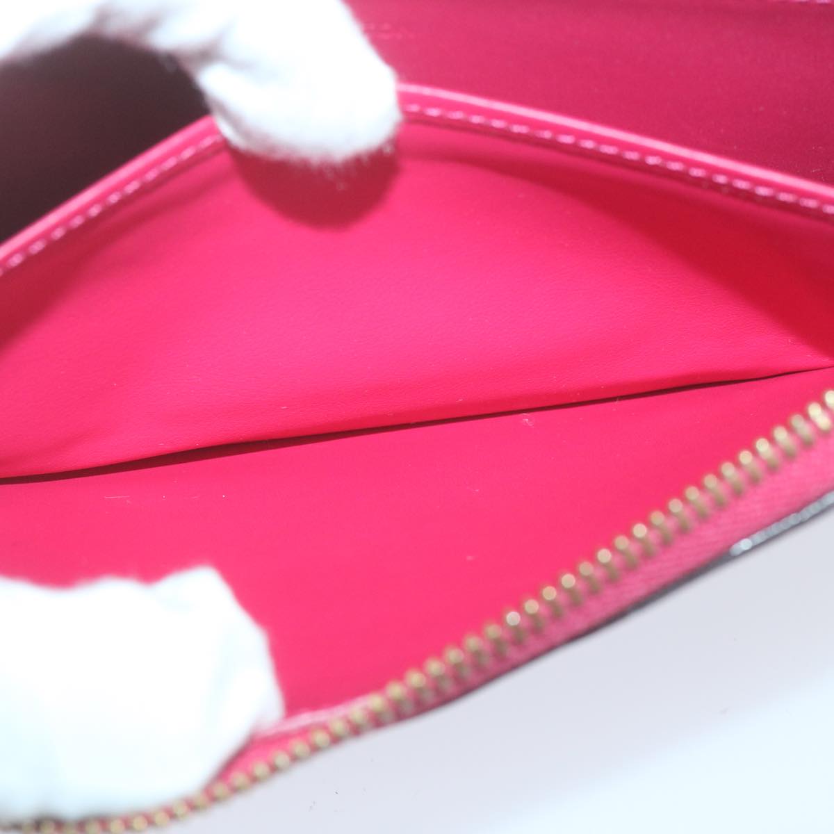 Louis Vuitton Zippy Wallet Pink Patent Leather Wallet (Pre-Owned)