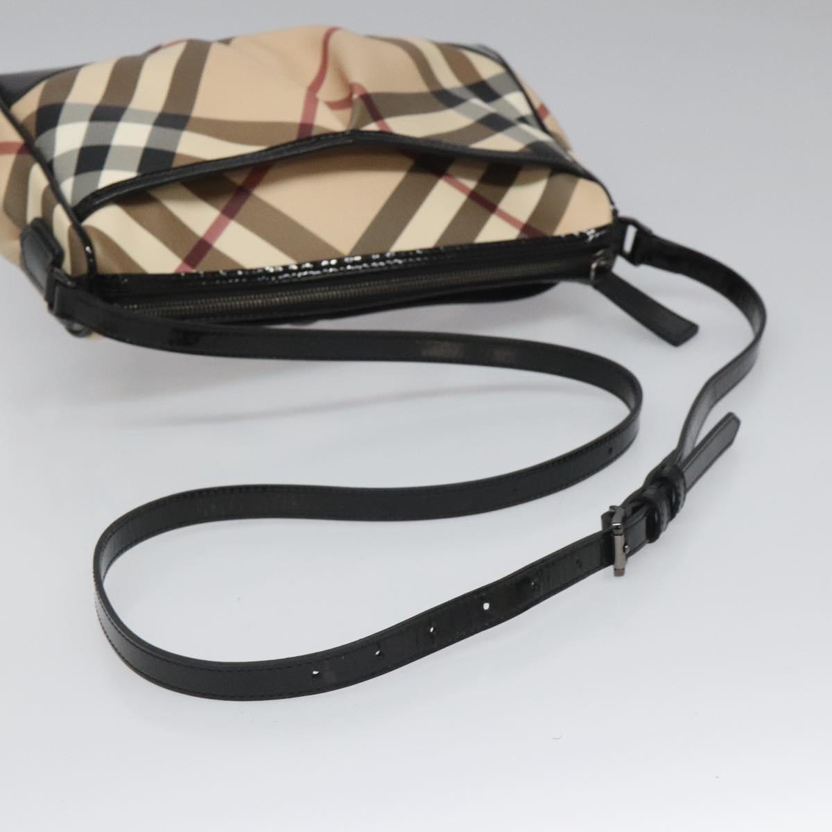 Burberry Nova Check Beige Canvas Shoulder Bag (Pre-Owned)