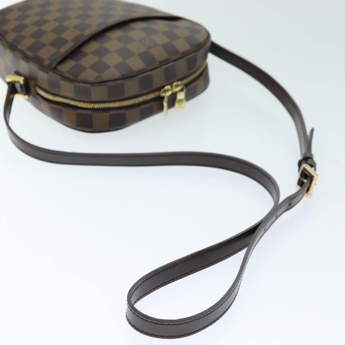 Louis Vuitton Ipanema Brown Canvas Shoulder Bag (Pre-Owned)