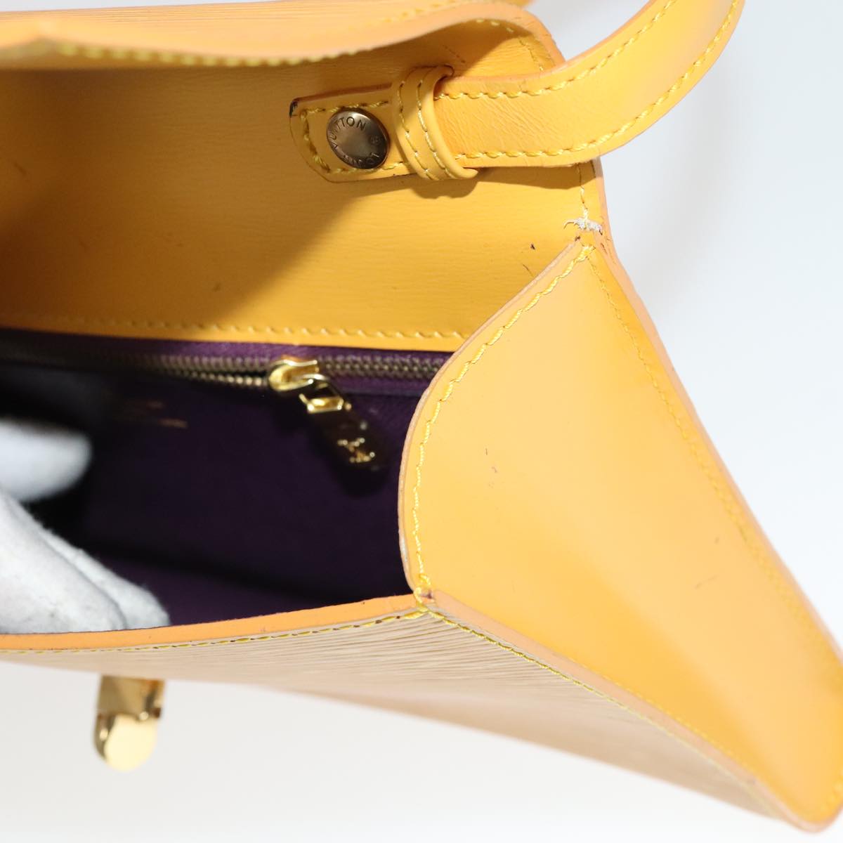 Louis Vuitton Arche Yellow Leather Shoulder Bag (Pre-Owned)