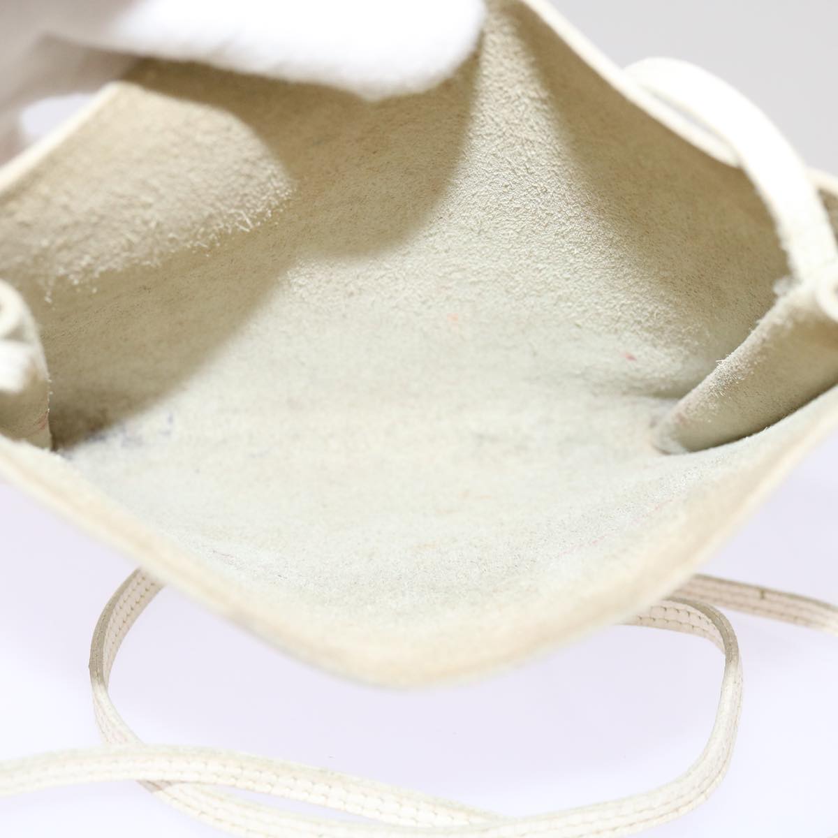 Hermès White Leather Shoulder Bag (Pre-Owned)
