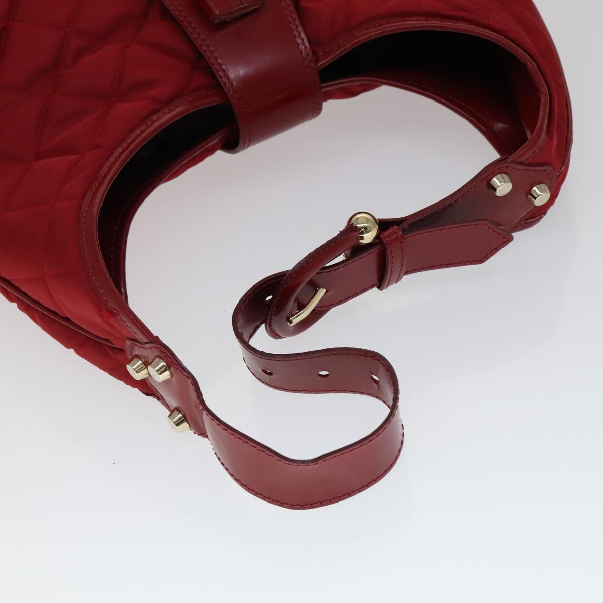 Burberry Shoulder Bag Red Synthetic Shoulder Bag (Pre-Owned)