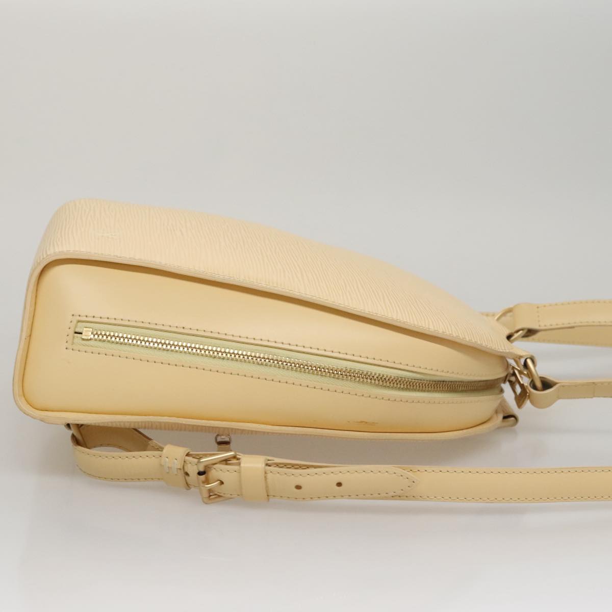 Louis Vuitton Mabillon Beige Leather Backpack Bag (Pre-Owned)