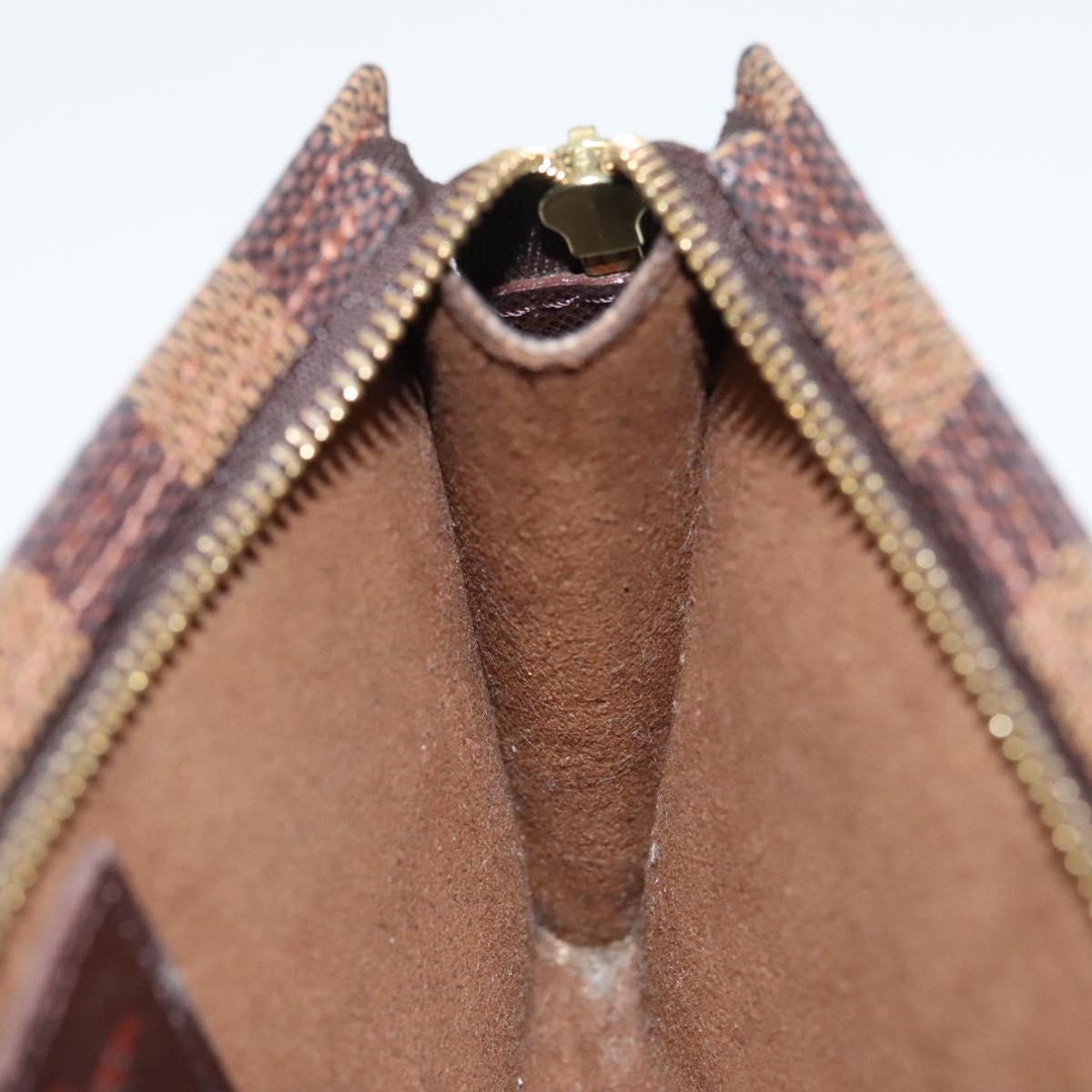 Louis Vuitton Trousse De Toilette Brown Canvas Clutch Bag (Pre-Owned)