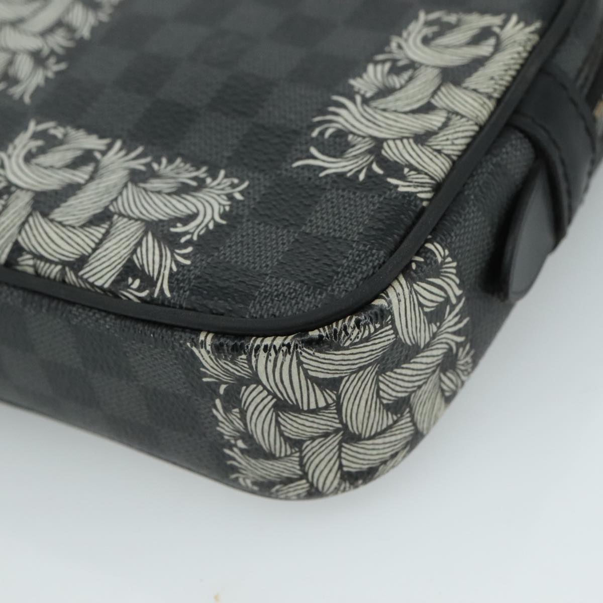 Louis Vuitton Volga Black Canvas Clutch Bag (Pre-Owned)
