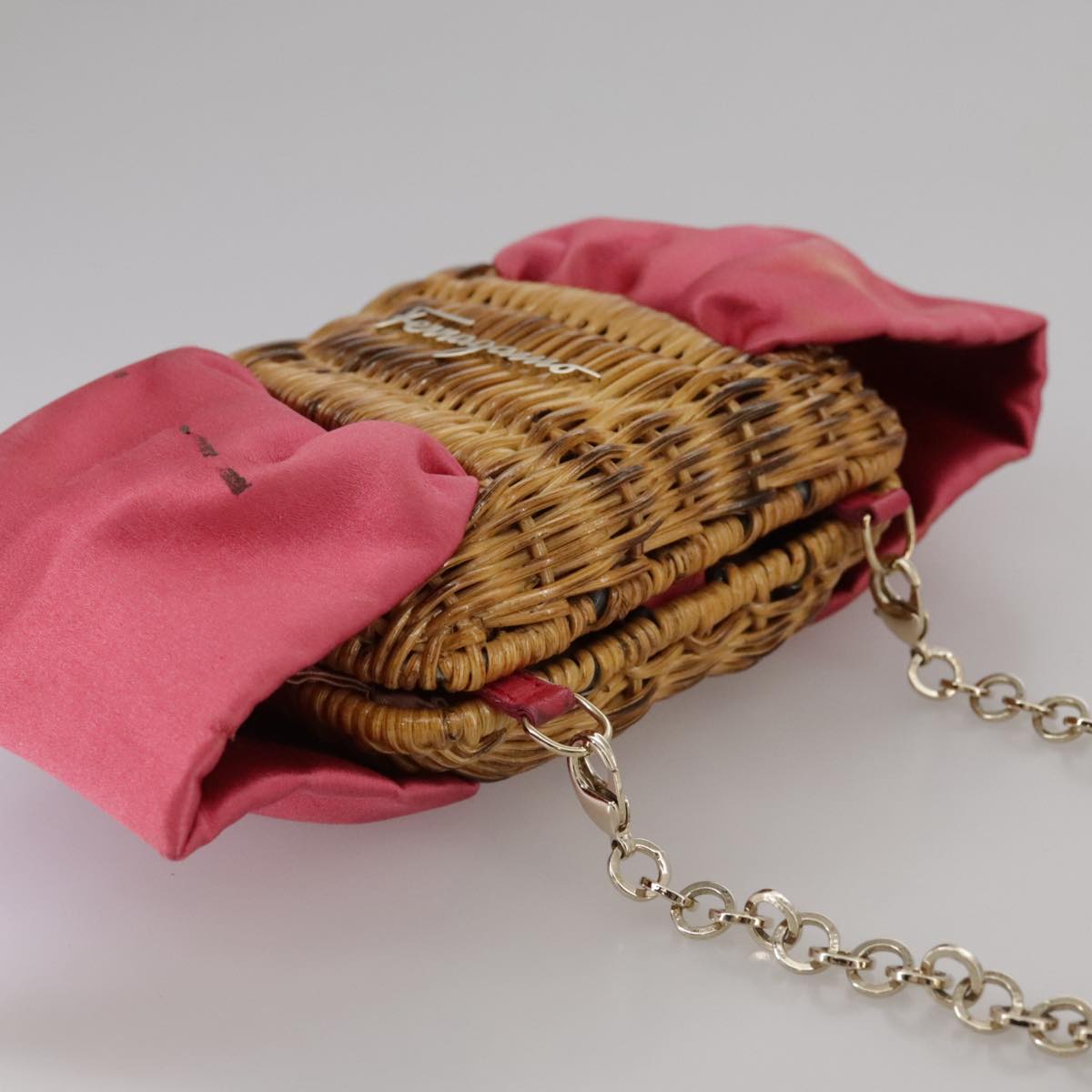 Salvatore Ferragamo Pink Synthetic Shoulder Bag (Pre-Owned)
