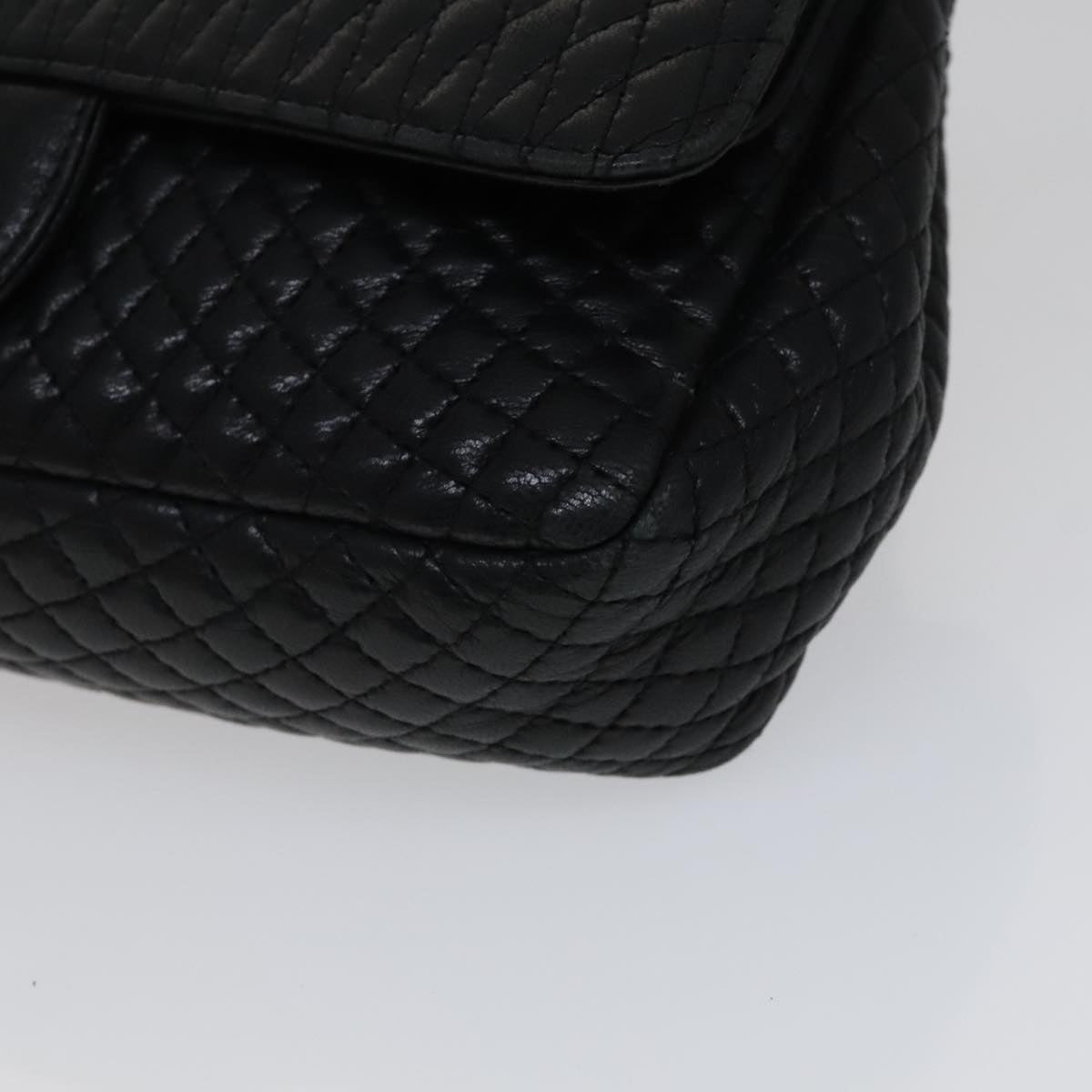 Bally Black Leather Shoulder Bag (Pre-Owned)