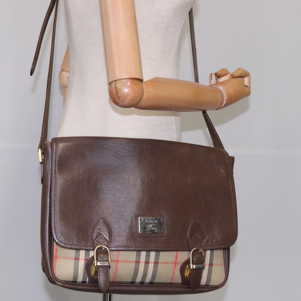 Burberry Haymarket Beige Canvas Shoulder Bag (Pre-Owned)