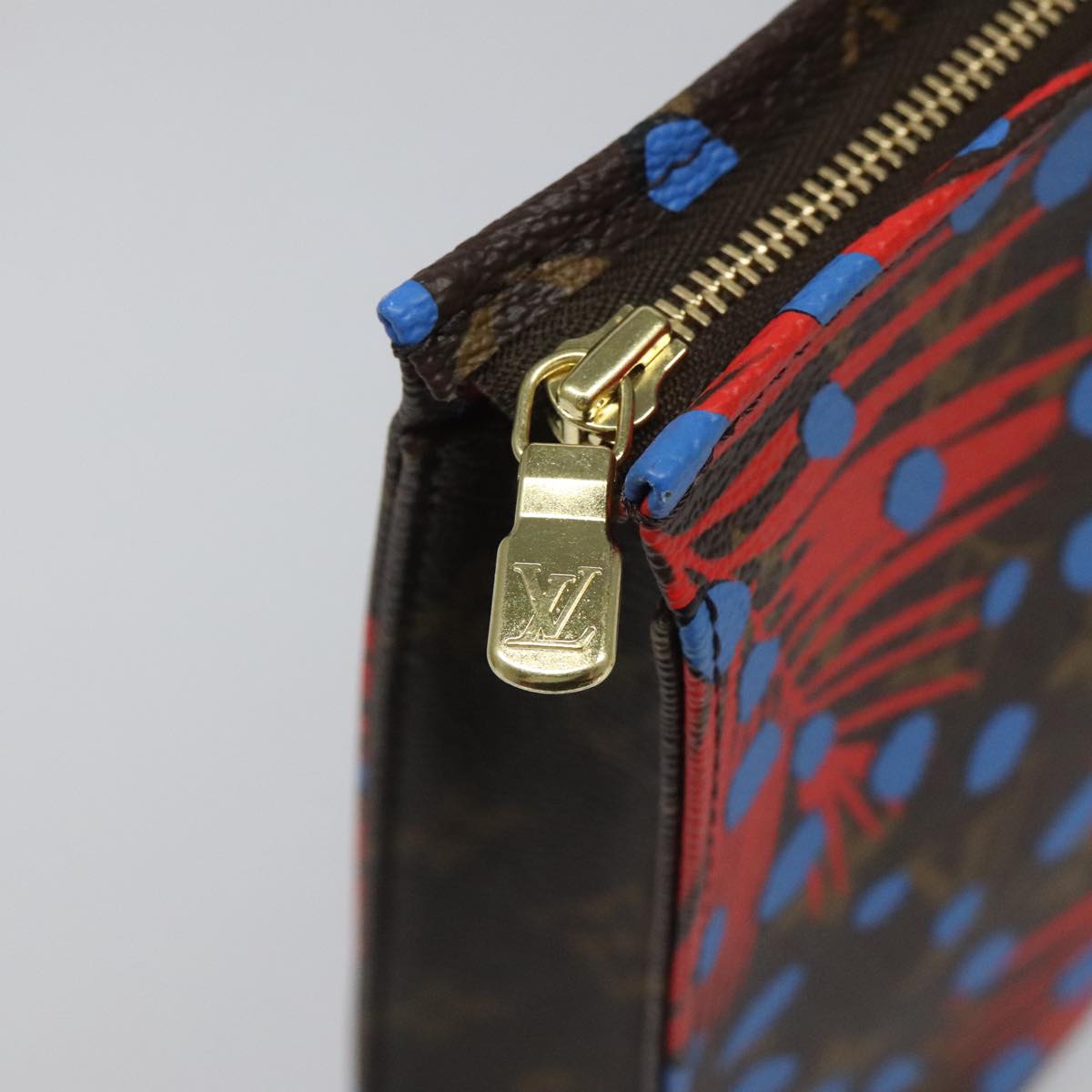 Louis Vuitton Trousse De Toilette Multicolour Canvas Clutch Bag (Pre-Owned)
