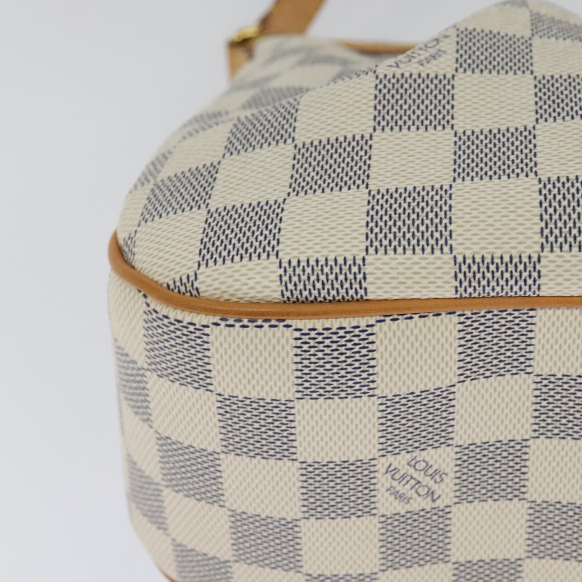 Louis Vuitton Siracusa Beige Canvas Shoulder Bag (Pre-Owned)