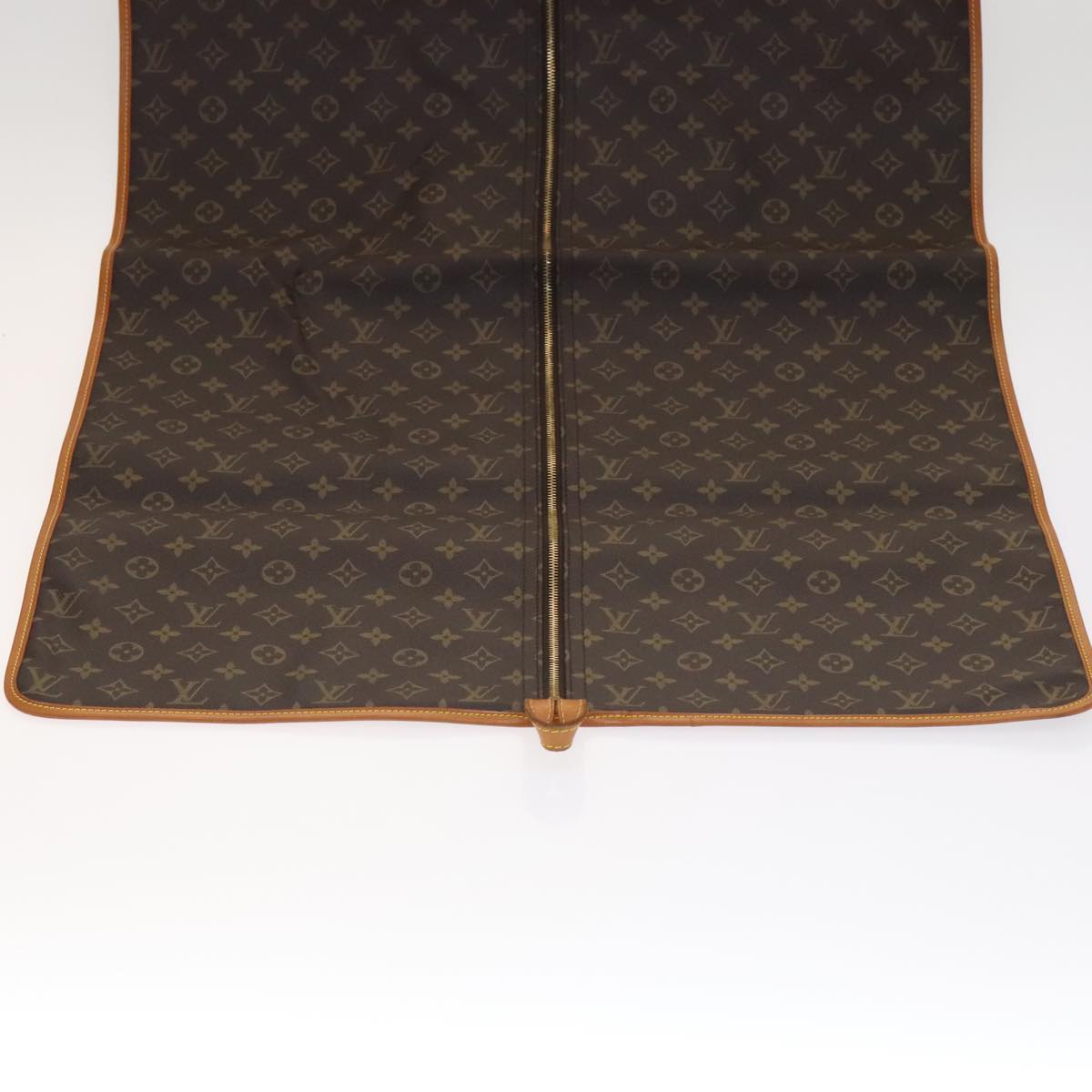 Louis Vuitton Garment Brown Canvas Travel Bag (Pre-Owned)