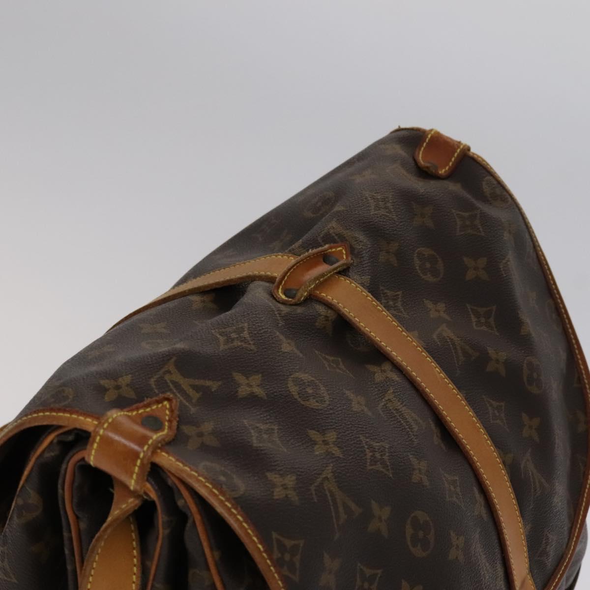 Louis Vuitton Saumur 35 Brown Canvas Shoulder Bag (Pre-Owned)