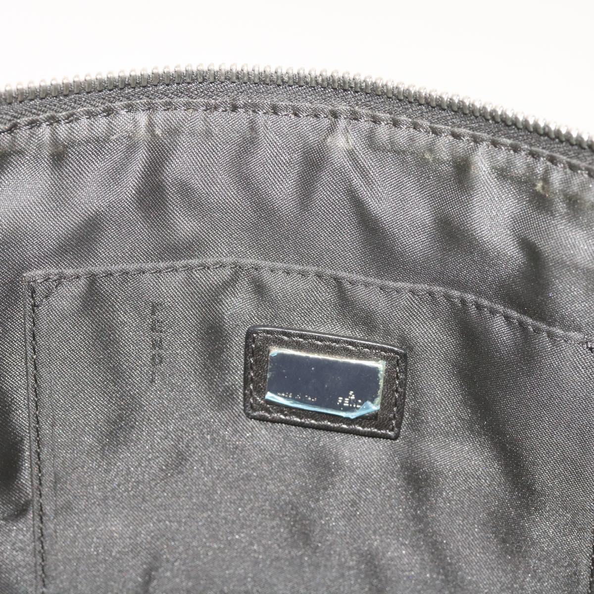 Fendi -- Black Leather Handbag (Pre-Owned)