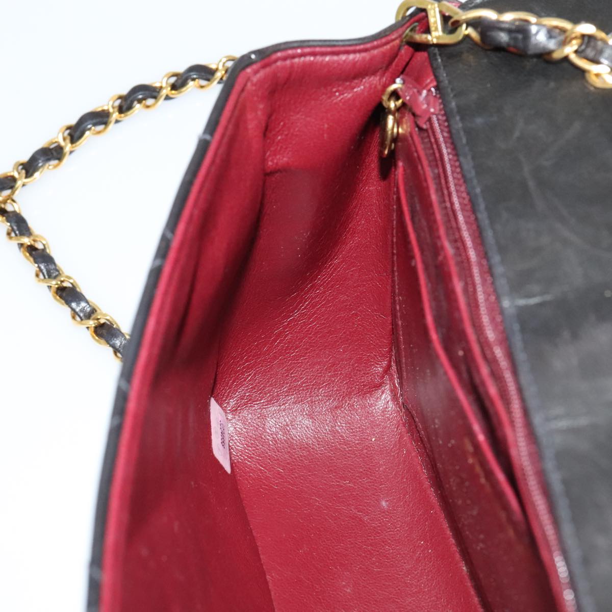 Chanel Diana Black Leather Shoulder Bag (Pre-Owned)