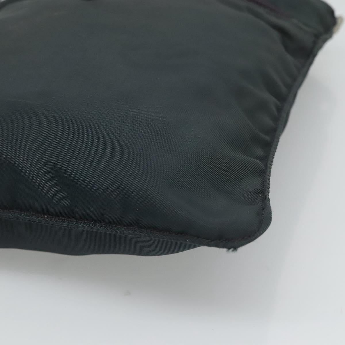 Prada Tessuto Green Synthetic Clutch Bag (Pre-Owned)