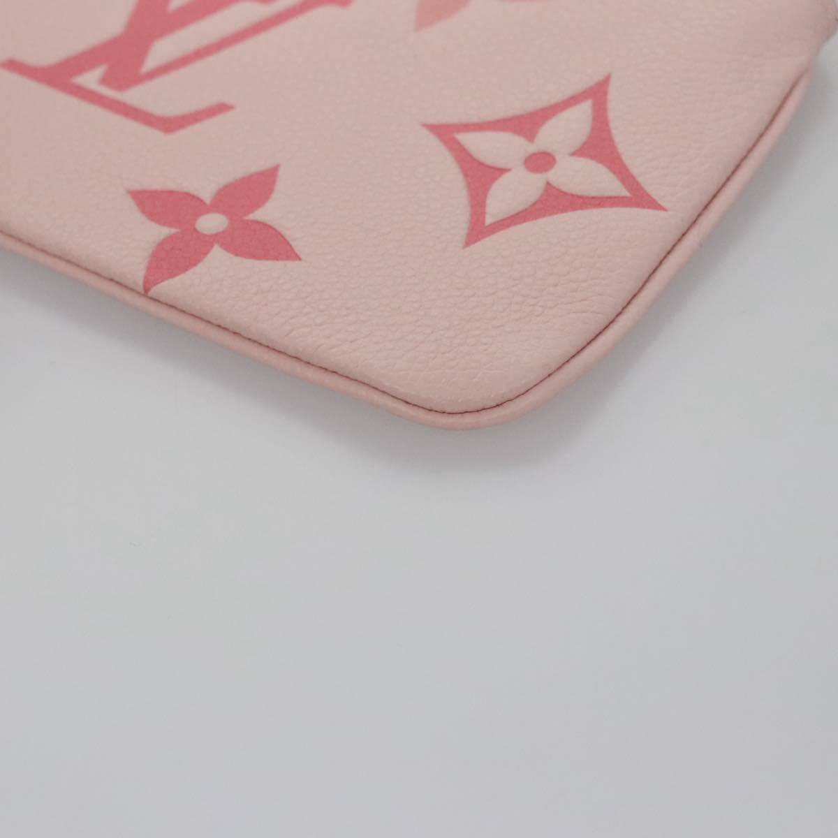 Louis Vuitton Trio Pouch Blue Leather Clutch Bag (Pre-Owned)