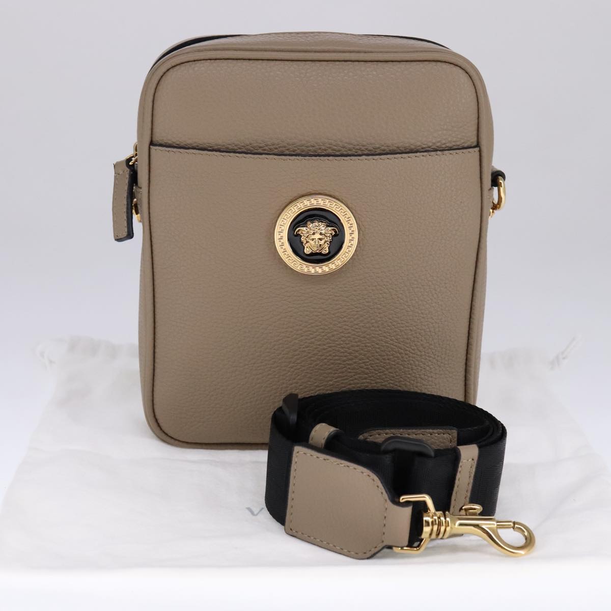 Versace Medusa Beige Leather Shoulder Bag (Pre-Owned)