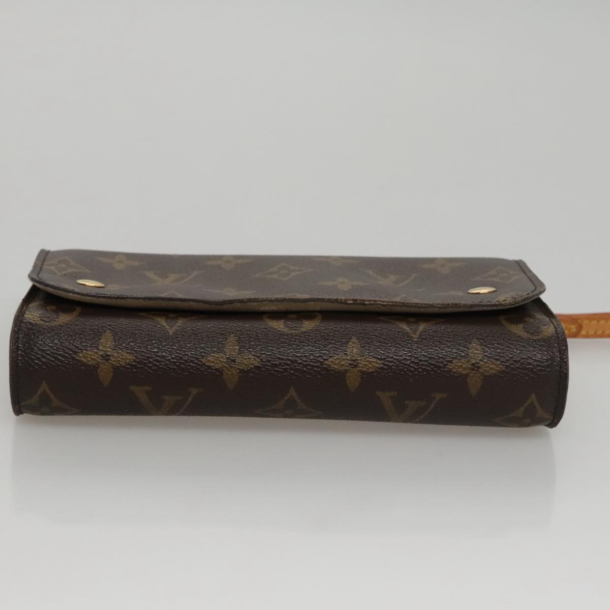 Louis Vuitton Brown Canvas Clutch Bag (Pre-Owned)