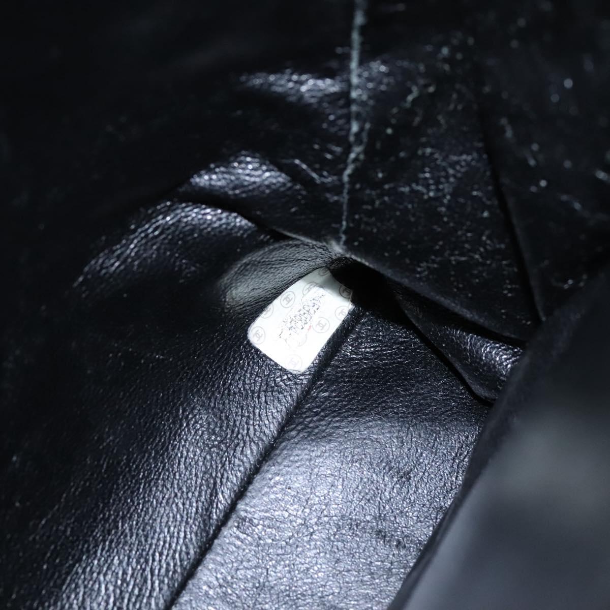 Chanel Classic Flap Black Leather Shoulder Bag (Pre-Owned)