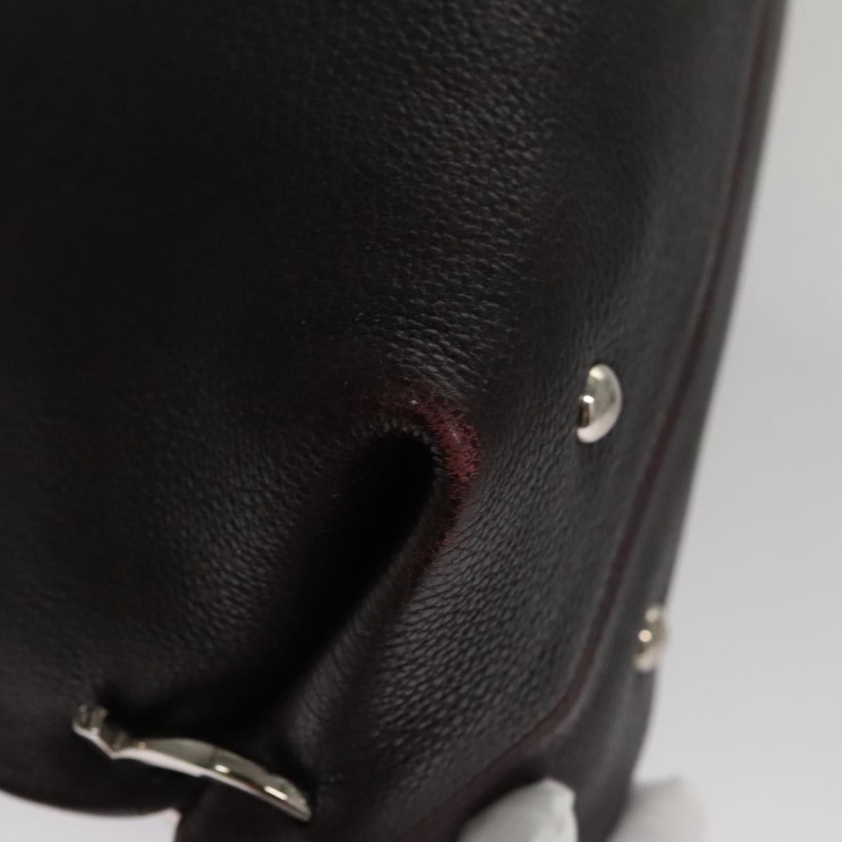 Salvatore Ferragamo Sofia Burgundy Leather Handbag (Pre-Owned)