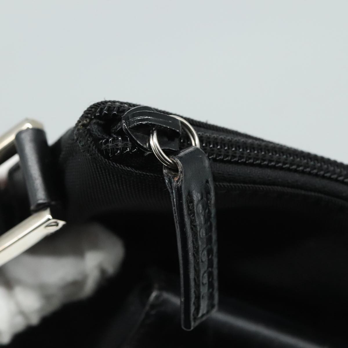 Gucci Black Synthetic Shoulder Bag (Pre-Owned)