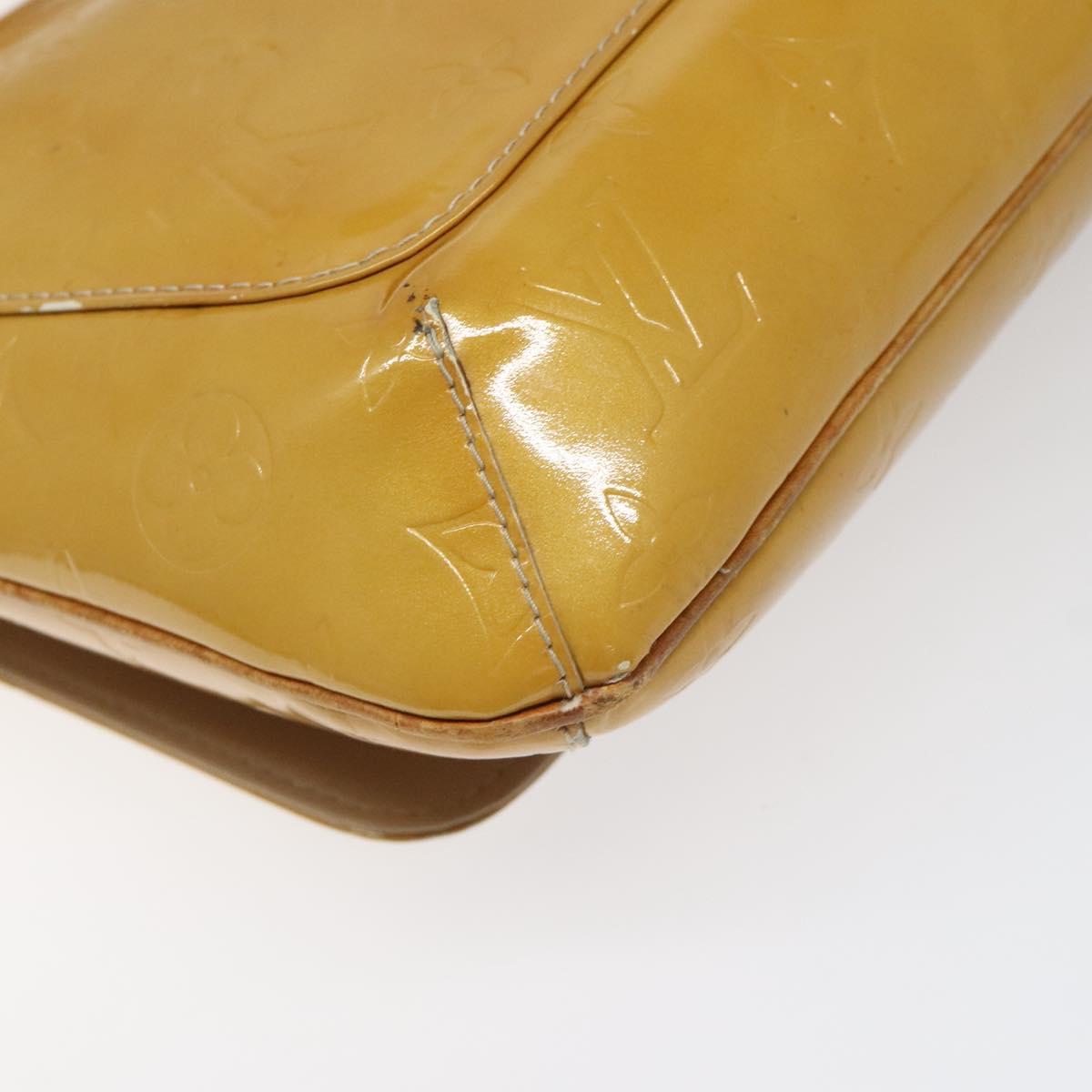 Louis Vuitton Thompson Street Beige Patent Leather Shoulder Bag (Pre-Owned)