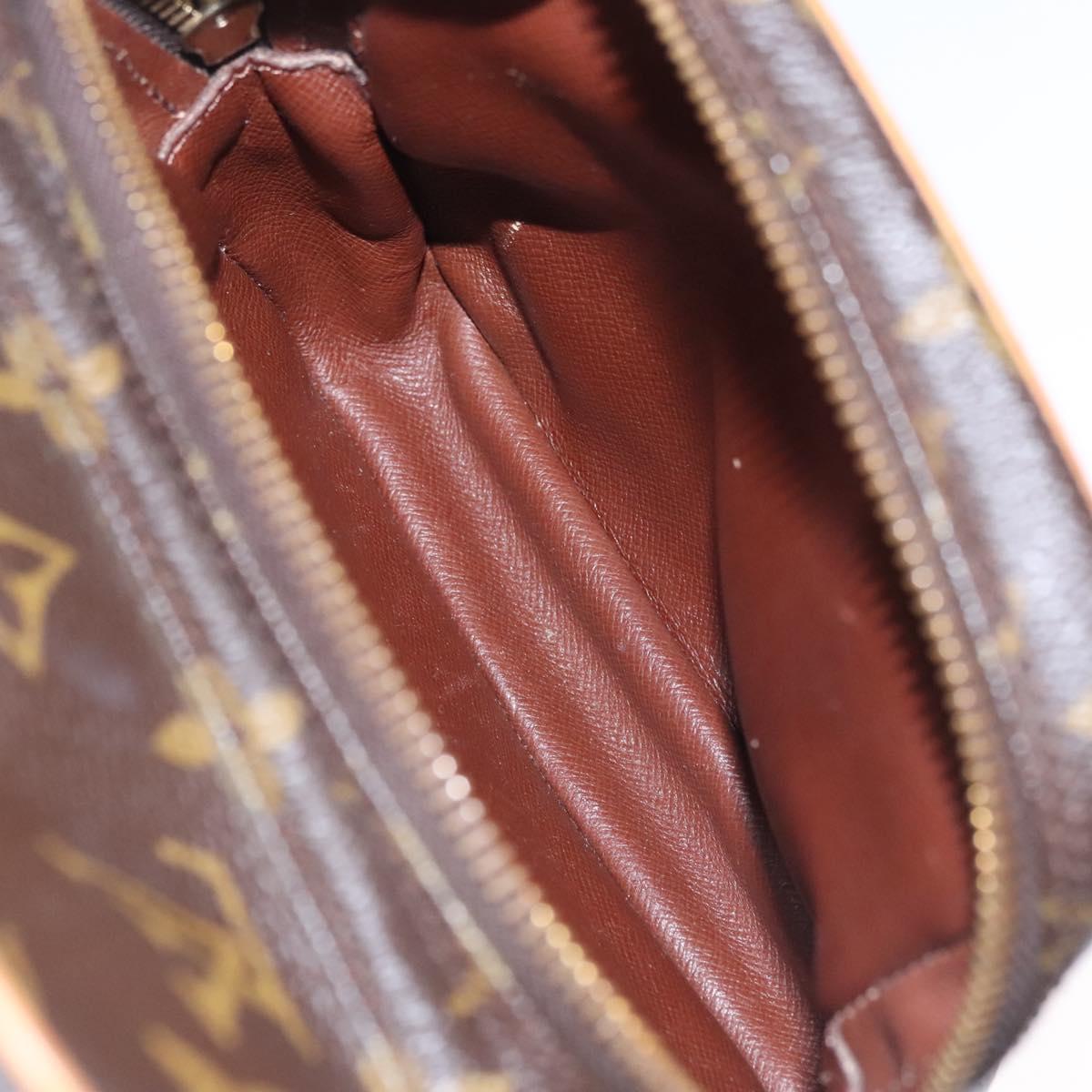 Louis Vuitton Amazon Brown Canvas Shoulder Bag (Pre-Owned)