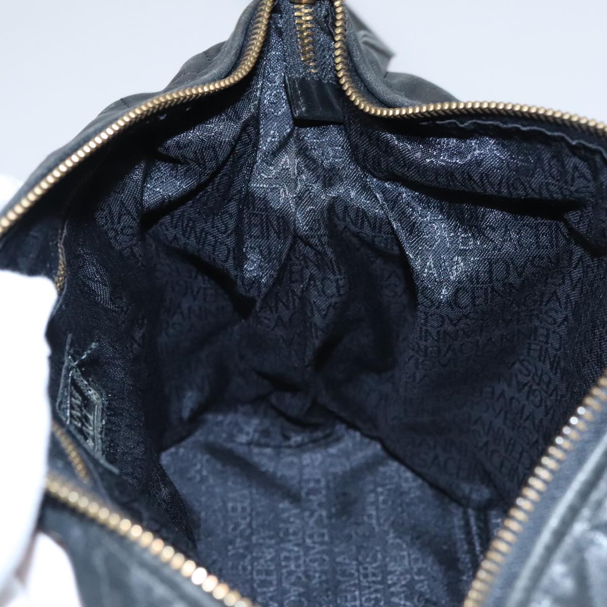 Versace Black Leather Handbag (Pre-Owned)